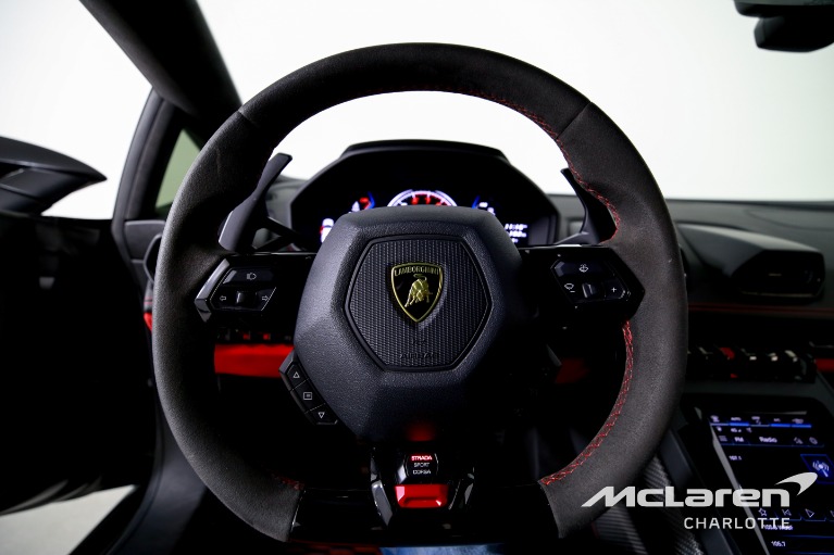 Used-2020-Lamborghini-Huracan-EVO