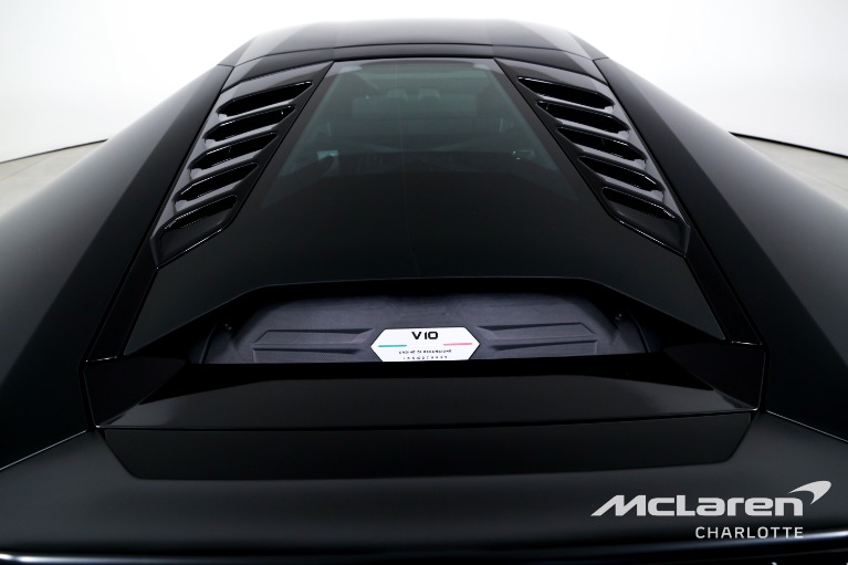 Used-2020-Lamborghini-Huracan-EVO