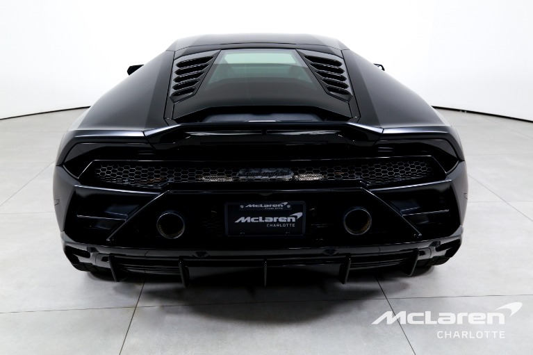 Used-2020-Lamborghini-Huracan-EVO