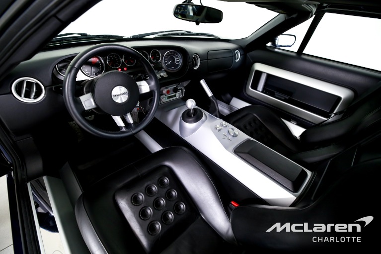 Used-2005-Ford-GT