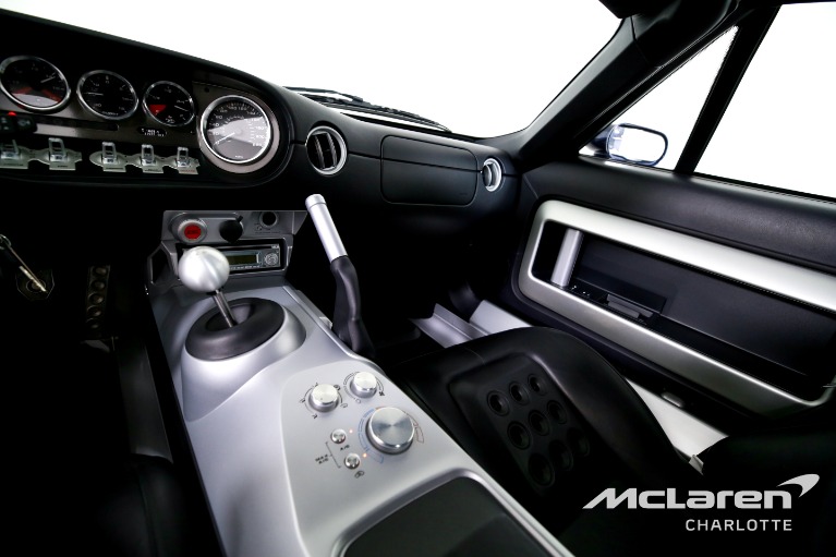 Used-2005-Ford-GT