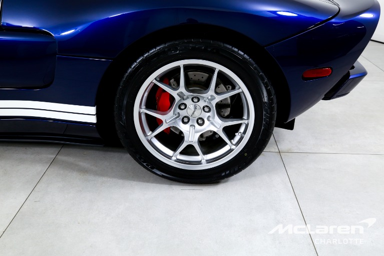 Used-2005-Ford-GT