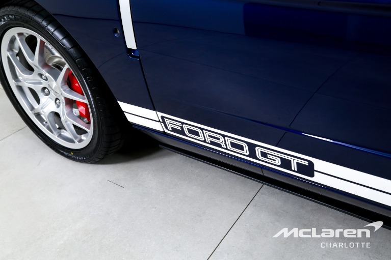 Used-2005-Ford-GT
