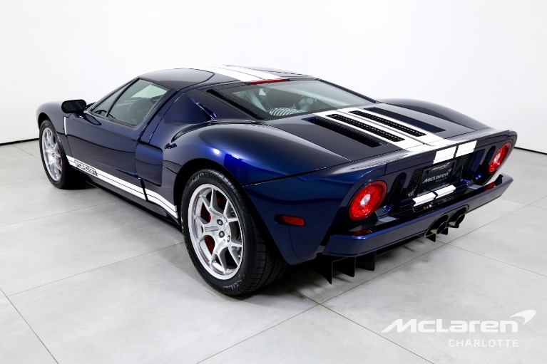 Used-2005-Ford-GT