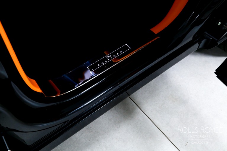 New-2027-Rolls-Royce-Black-Badge-Cullinan