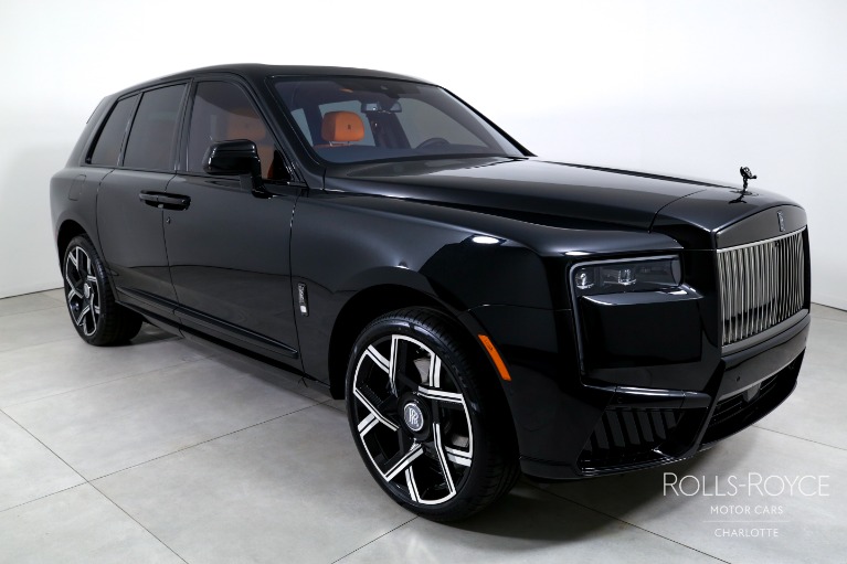New-2027-Rolls-Royce-Black-Badge-Cullinan