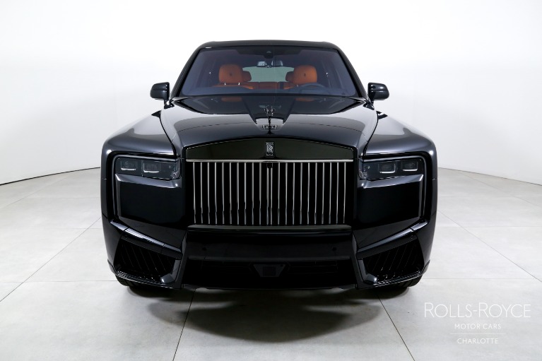 New-2027-Rolls-Royce-Black-Badge-Cullinan