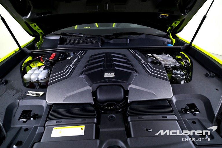 Used-2024-Lamborghini-Urus-Performante