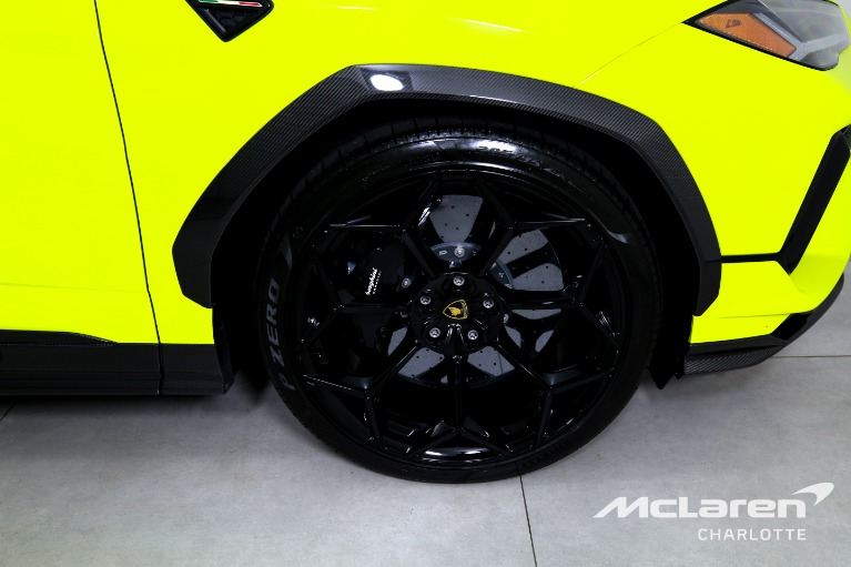 Used-2024-Lamborghini-Urus-Performante