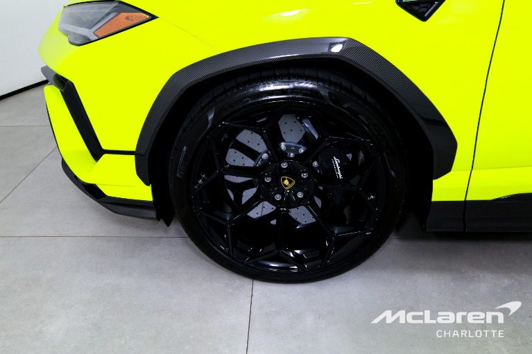 Used-2024-Lamborghini-Urus-Performante
