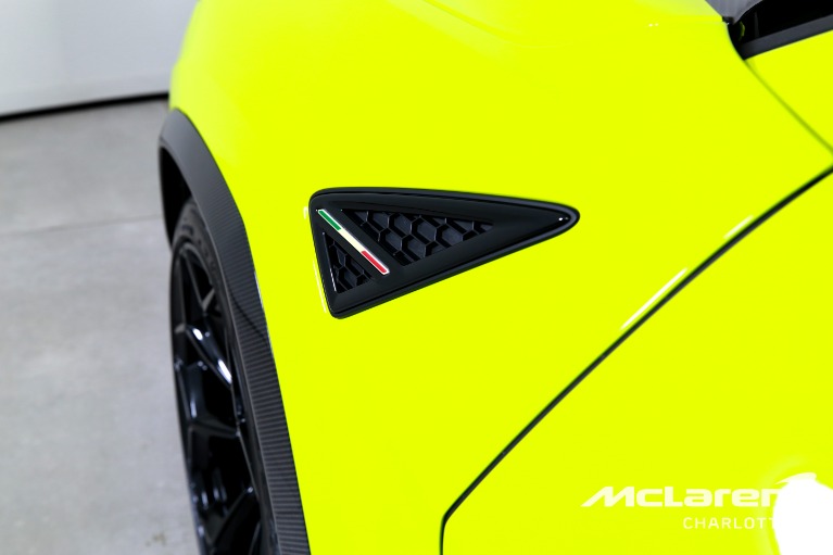 Used-2024-Lamborghini-Urus-Performante