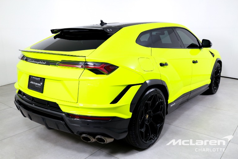 Used-2024-Lamborghini-Urus-Performante