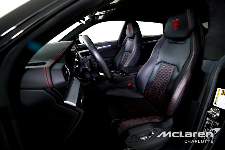 Used-2024-Lamborghini-Urus-S