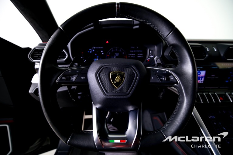 Used-2024-Lamborghini-Urus-S