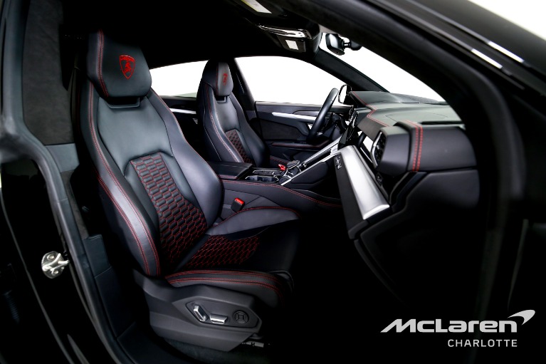Used-2024-Lamborghini-Urus-S