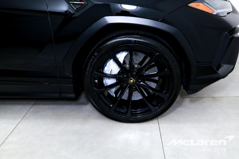 Used-2024-Lamborghini-Urus-S