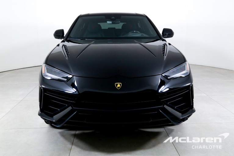 Used-2024-Lamborghini-Urus-S