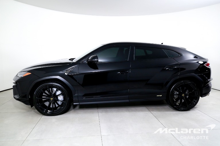 Used-2024-Lamborghini-Urus-S