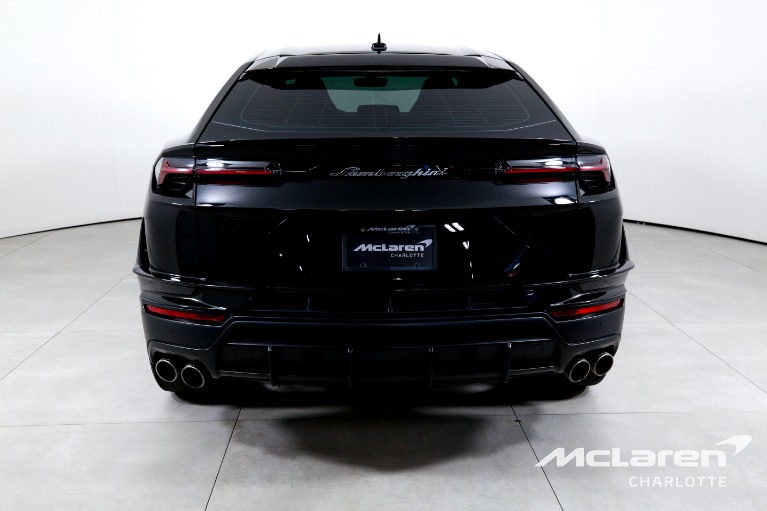 Used-2024-Lamborghini-Urus-S