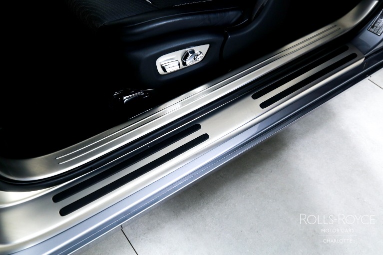 Used-2018-Rolls-Royce-Dawn