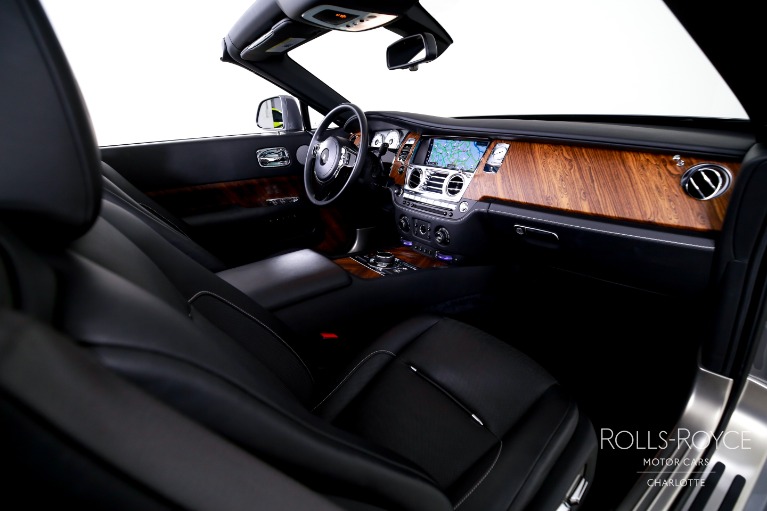 Used-2018-Rolls-Royce-Dawn