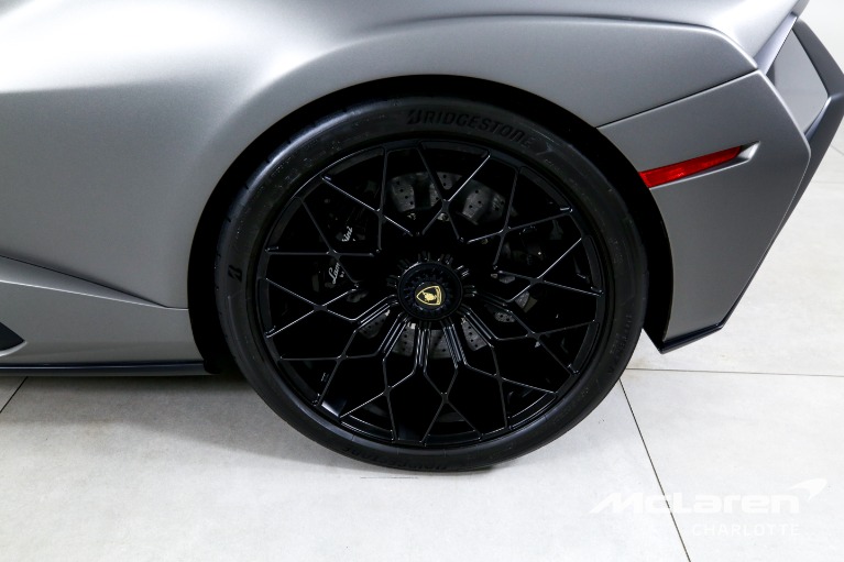 Used-2021-Lamborghini-Huracan-STO