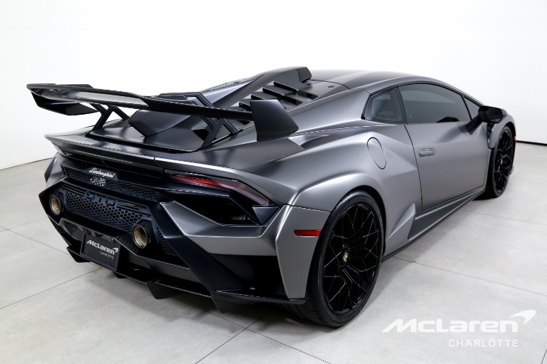 Used-2021-Lamborghini-Huracan-STO