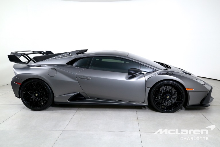 Used-2021-Lamborghini-Huracan-STO