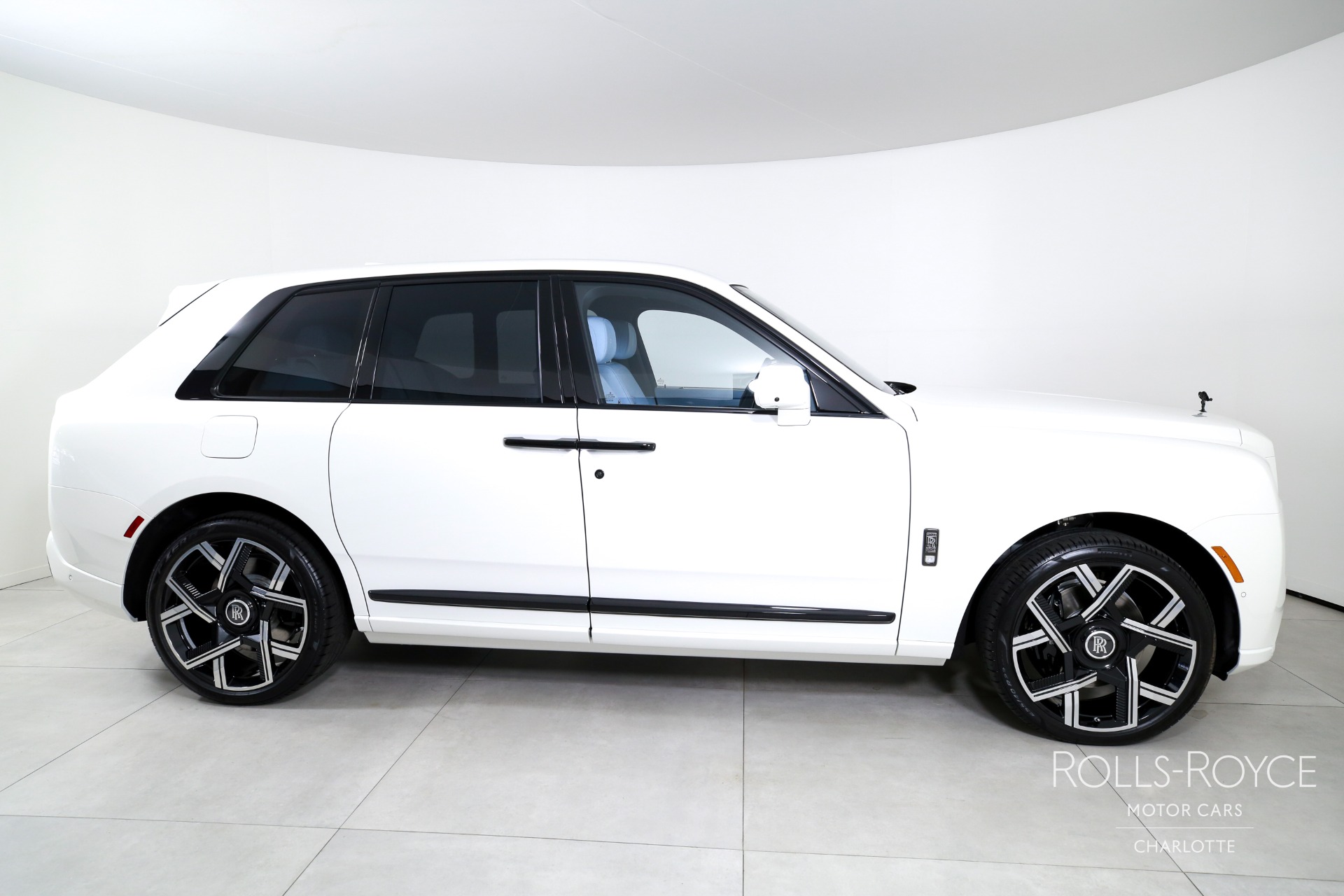 New 2027 Rolls-Royce Black Badge Cullinan  | Charlotte, NC