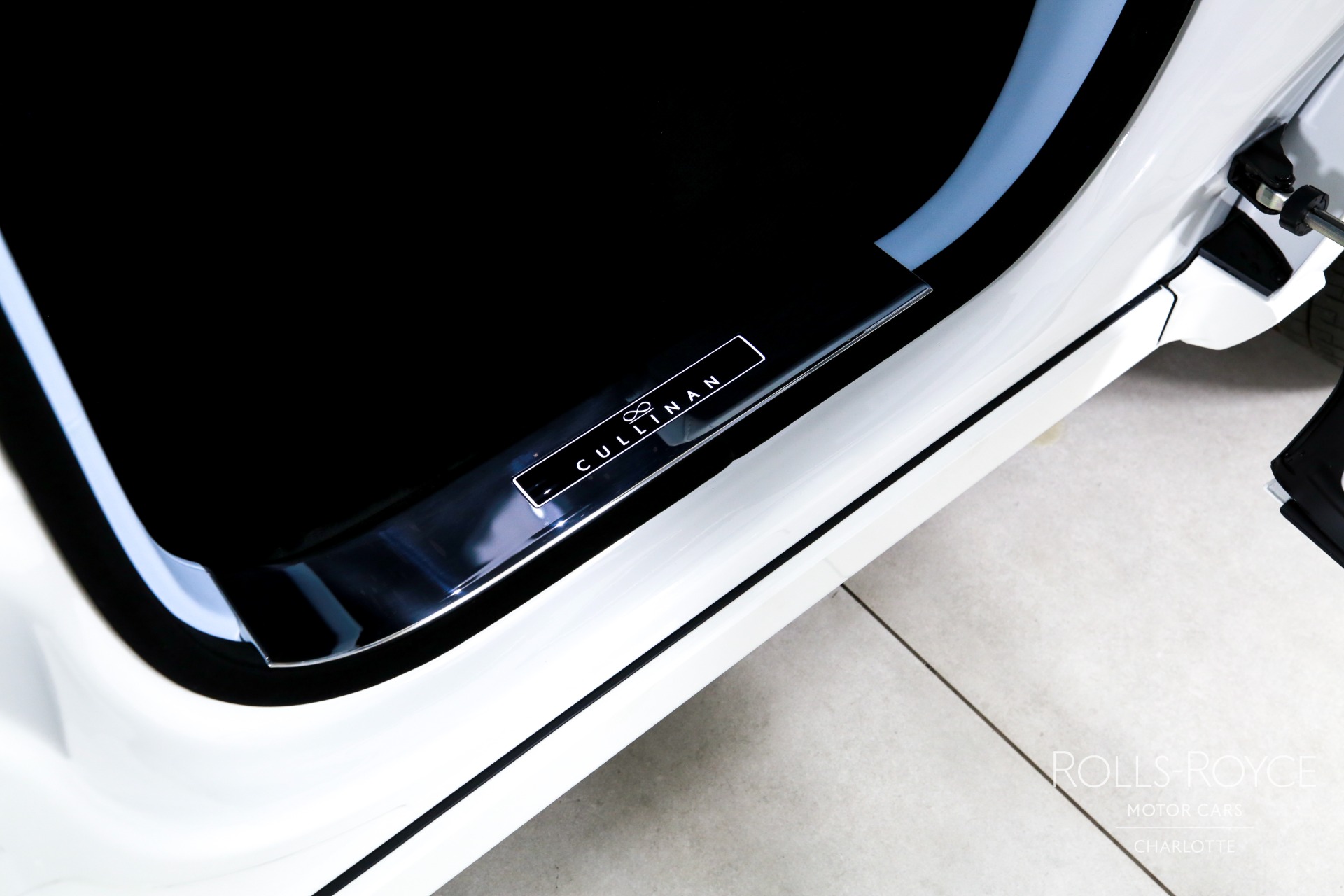 New 2027 Rolls-Royce Black Badge Cullinan  | Charlotte, NC
