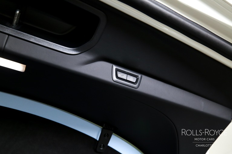 New-2027-Rolls-Royce-Black-Badge-Cullinan