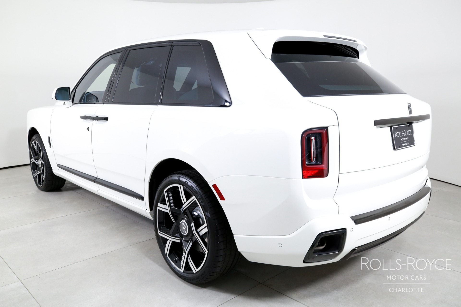 New 2027 Rolls-Royce Black Badge Cullinan  | Charlotte, NC