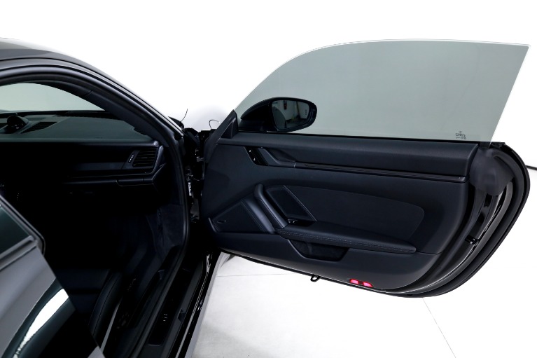 Used-2025-Porsche-911-Carrera-T