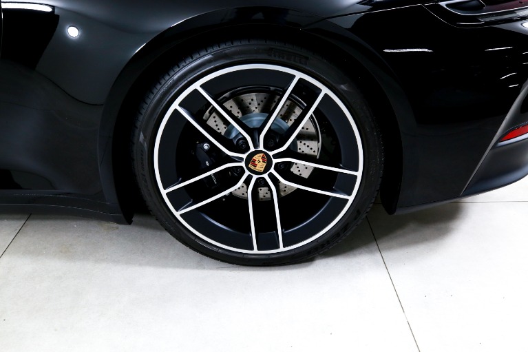 Used-2025-Porsche-911-Carrera-T