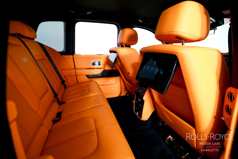 New-2027-Rolls-Royce-Black-Badge-Cullinan