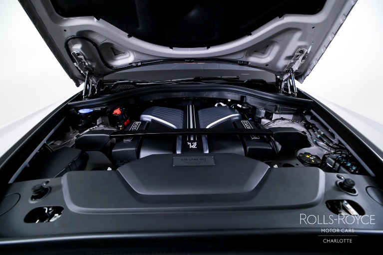 New-2027-Rolls-Royce-Black-Badge-Cullinan