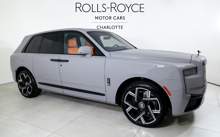 New-2027-Rolls-Royce-Black-Badge-Cullinan