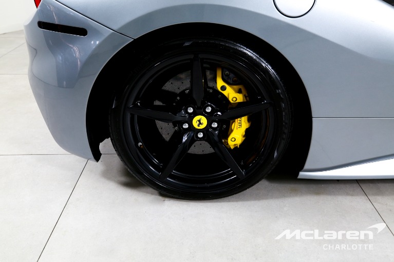 Used-2019-Ferrari-488-Spider
