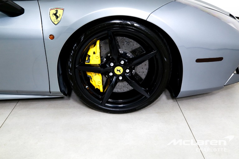 Used-2019-Ferrari-488-Spider