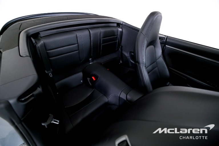 Used-2023-Porsche-911-Carrera