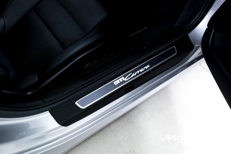 Used-2023-Porsche-911-Carrera