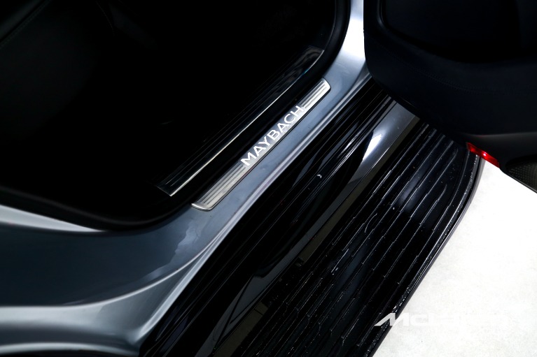Used-2022-Mercedes-Benz-GLS-Mercedes-Maybach-GLS-600-4MATIC