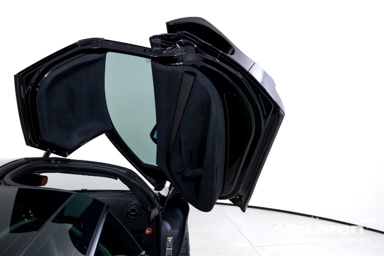 Used-2024-McLaren-750S