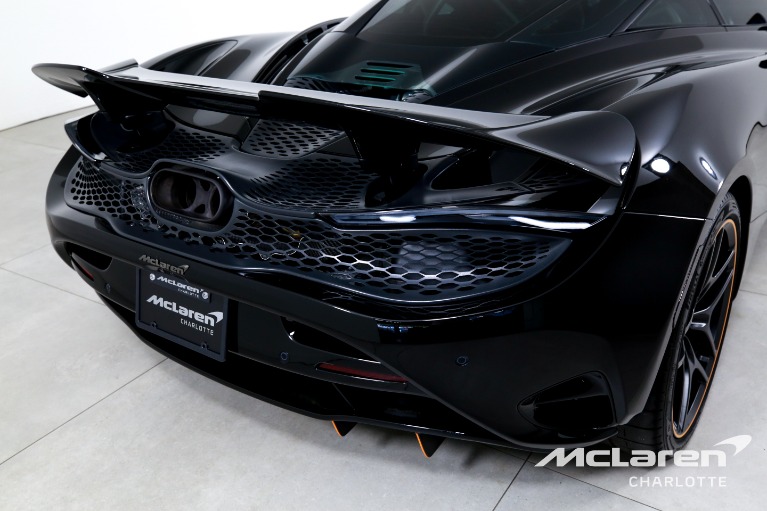Used-2024-McLaren-750S
