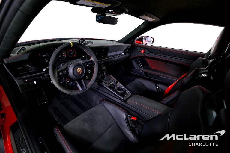 Used-2025-Porsche-911-GT3-RS