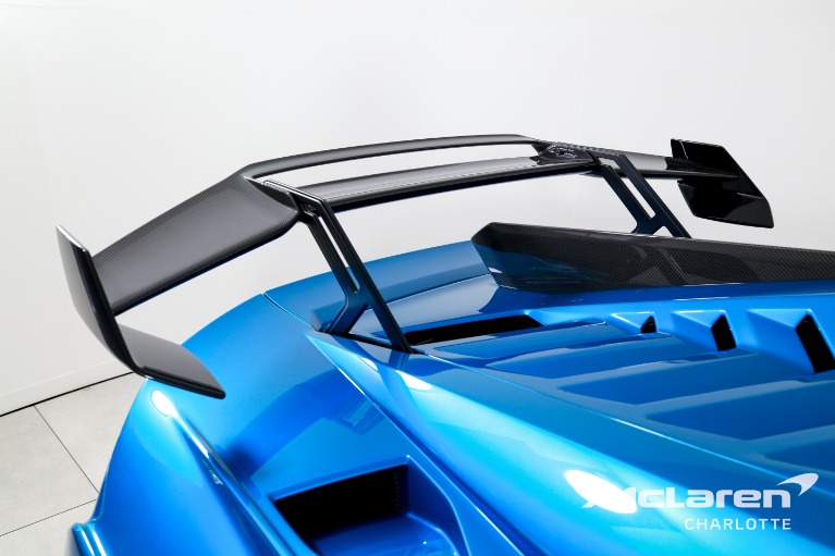Used-2022-Lamborghini-Huracan-STO