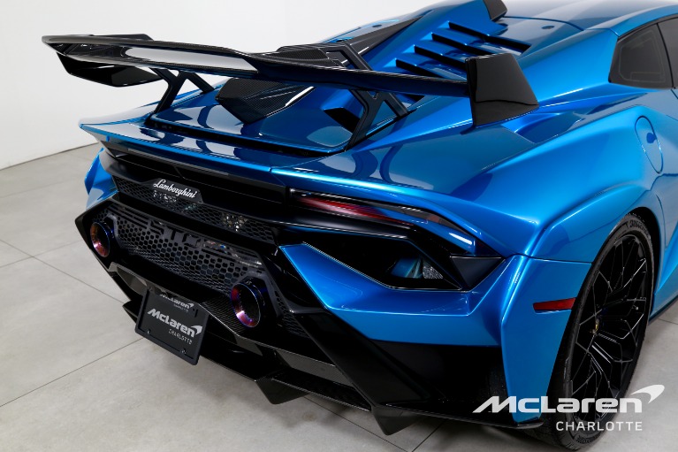 Used-2022-Lamborghini-Huracan-STO