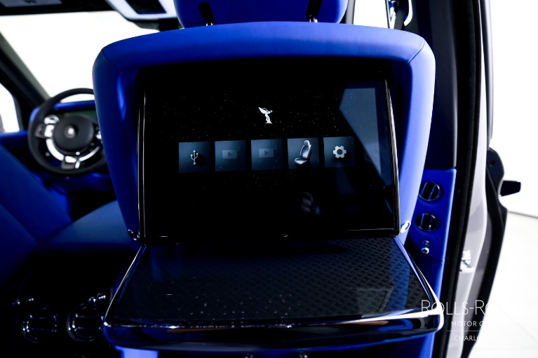 New-2027-Rolls-Royce-Black-Badge-Cullinan