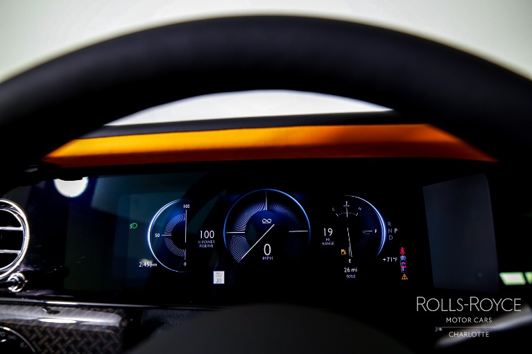 New-2027-Rolls-Royce-Black-Badge-Cullinan