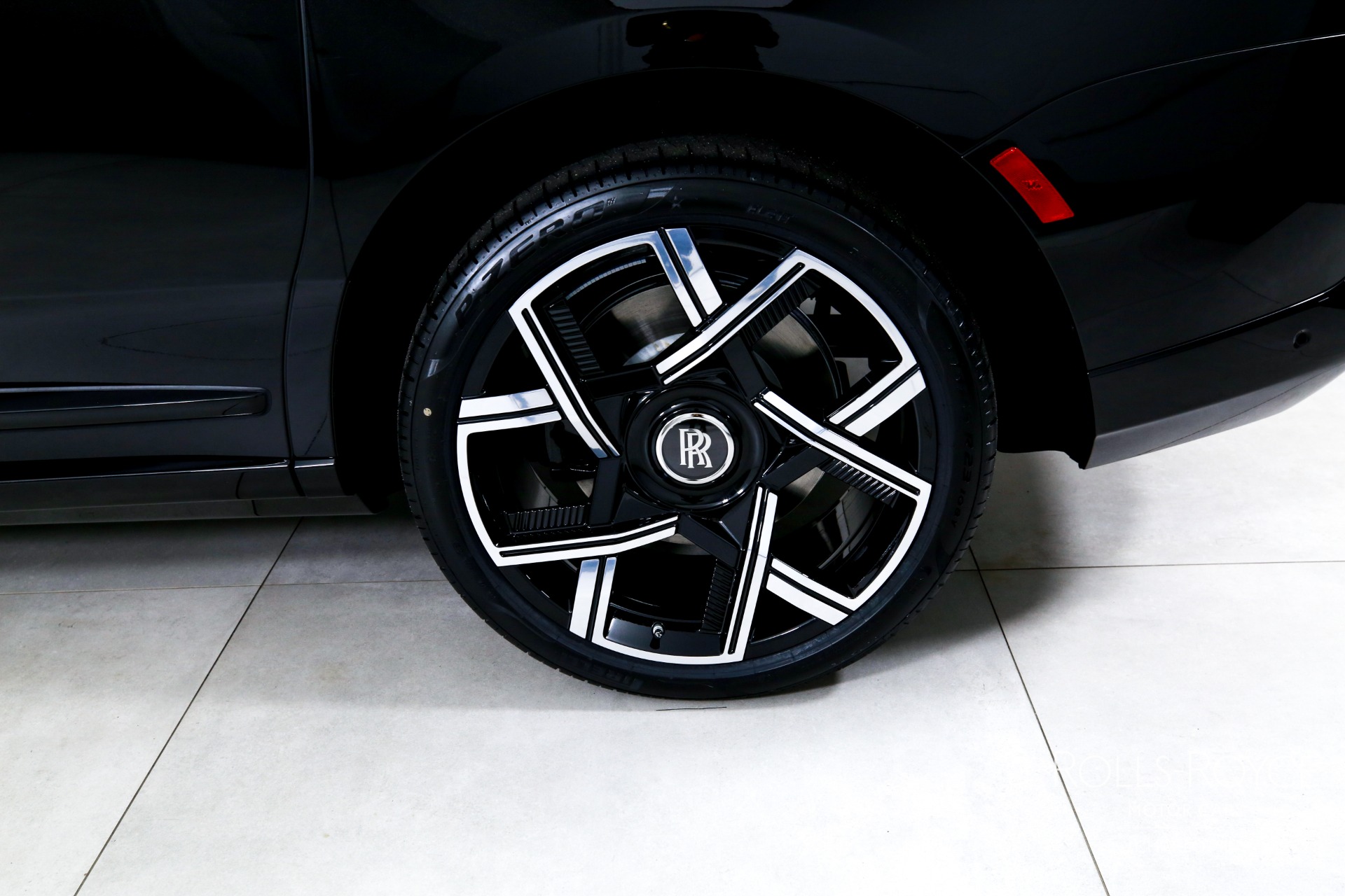 New 2027 Rolls-Royce Black Badge Cullinan  | Charlotte, NC